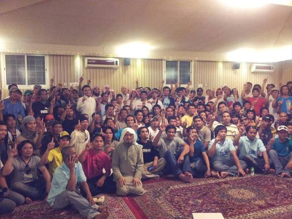 cc-2013-125filipinoconverts